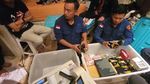 Tumpukan Boks Kontainer Penuh Gepokan Duit di Rumah Makelar Zarof