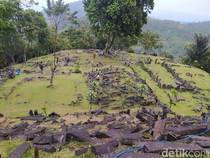 Arkeolog Sebut Penelitian-Pemugaran Bakal Ungkap Misteri Gunung Padang