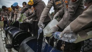 Polres Ternate Musnahkan 7.221 Liter Miras