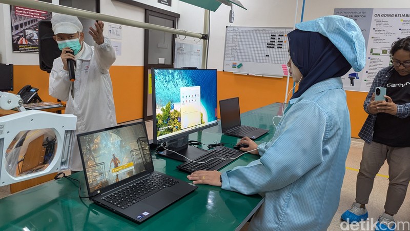 Uji ketahanan laptop Lenovo