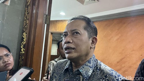 Wamenkop dan UKM Ferry Juliantoro saat diwawancarai di Kantor Gubernur Bali, Selasa (29/4/2025).