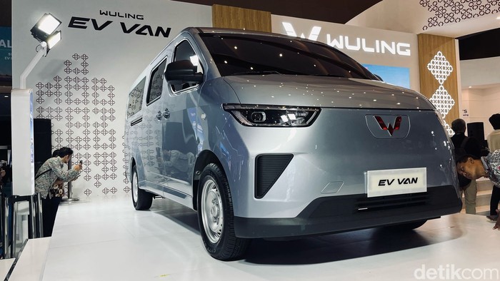 Wuling EV Van