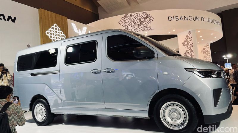 Wuling EV Van