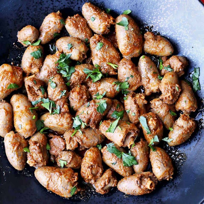 5 Pria Ini Kesal hingga Ngamuk ke Pasangan Gegara Makanan