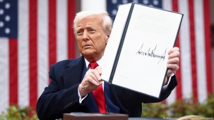 Akankah Perintah Eksekutif Trump Bertahan Lama?
