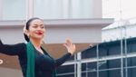 Kenalkan Budaya RI di Jepang, Ariel Tatum Jaipongan