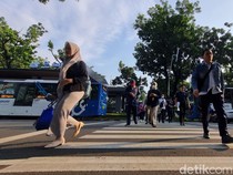 Ketika ASN Dipaksa Naik Transportasi Umum