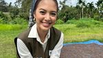 Aurelie Moeremans Potong Kue Pengantin dan Cicip Donat Jumbo