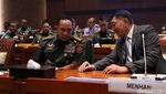 Bahas Kesejahteraan Prajurit, Menhan-Panglima TNI Raker Bareng Komisi I DPR