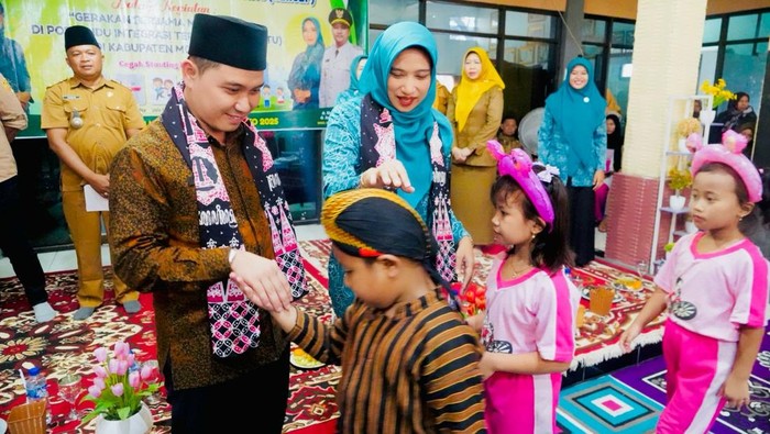 Bupati Mojokerto Galakkan Program Gemapitu Tekan AKI dan AKB