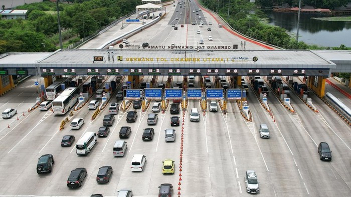 Gerbang Tol Cikampek Utama