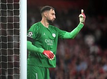 Bawa PSG Treble, Donnaruma Kini Diusir Halus