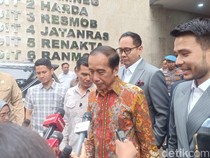 Video Alasan Jokowi Baru Laporkan Tuduhan Ijazah Palsu: Dulu Masih Menjabat