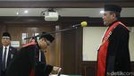 Momen Eks Jurnalis Dilantik Jadi Hakim Ad Hoc Tipikor