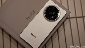 Ditenagai chipset Qualcomm Snapdragon 8 Elite (3 nm, 7-core) dengan GPU Adreno 830, Oppo Find N5 menawarkan performa tinggi untuk multitasking, gaming berat, hingga pengeditan konten. Perangkat ini hadir dengan RAM 16 GB (LPDDR5X) dan penyimpanan hingga 512 (UFS 4.0) Foto: Adi Fida Rahman/detikINET