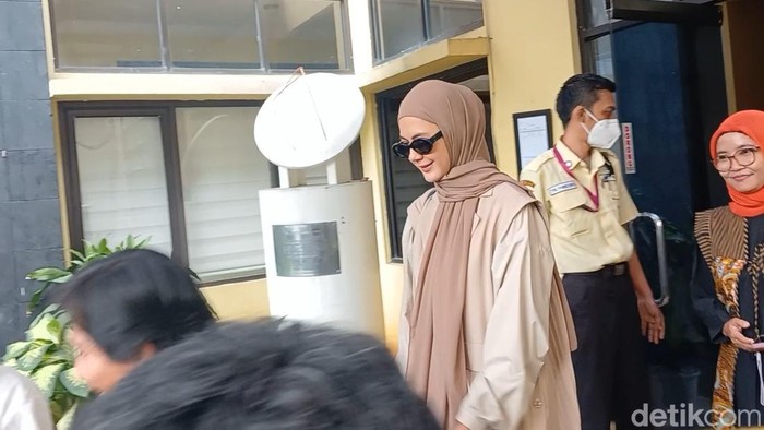 Paula Verhoeven di Komnas Perempuan.