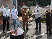Wabup Hengky Yasin Ikut Musnahkan Barang Bukti Pidana di Kejaksaan Takalar