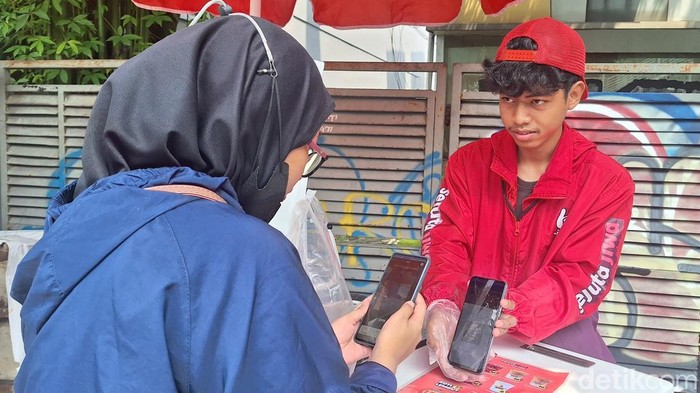 Pengguna QRIS BRI.