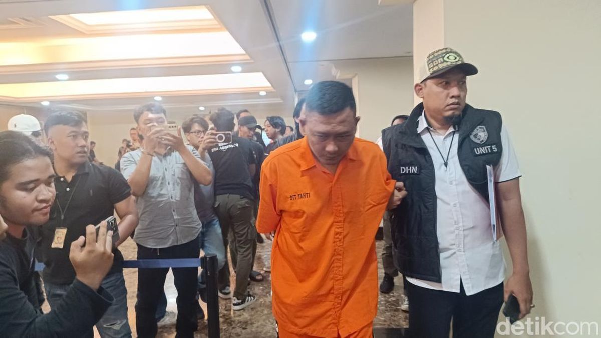 Berbaju Tahanan, Ini Pembunuh Balita Tewas Terbakar di Tangerang