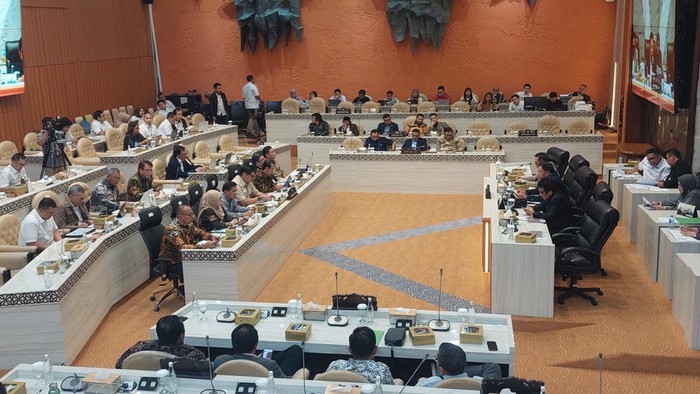 Rapat Dengar Pendapat Kementerian PKP dengan Komisi V DPR RI