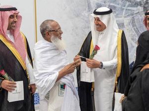 Rombongan Jamaah Haji Pertama Tiba di Jeddah dan Madinah