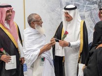 Rombongan Jamaah Haji Pertama Tiba di Jeddah dan Madinah