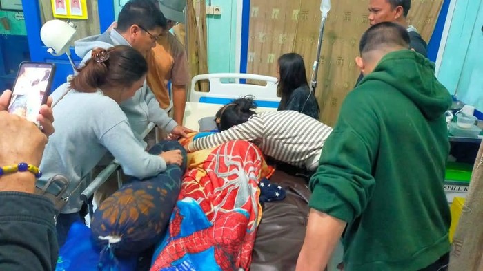 Seorang warga Krayan Timur meninggal saat buka akses jalan baru