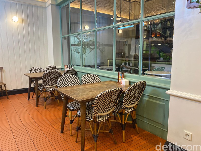 Straits Kopitiam tawarkan menu hidangan peranakan dan Nusantara yang nikmat