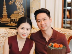 7 Foto Perayaan Anniversary Sederhana Kevin Sanjaya-Valencia Bareng Keluarga