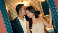 Kepala Valerie Tifanka dicium Iptu Mochammad Andhika. (Foto: dok Instagram)