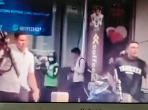 Geger Sekelompok Pria Berlarian Tenteng Senapan Laras Panjang di Kemang