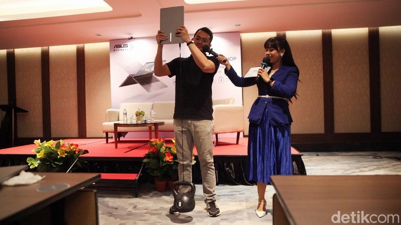 Asus Indonesia menjawab tantangan dunia bisnis modern yang dinamis dengan menghadirkan Asus ExpertBook P Series, lini laptop bisnis terbaru yang menggabungkan durabilitas kelas militer, kinerja berbasis AI mutakhir, dan perlindungan data tingkat enterprise.