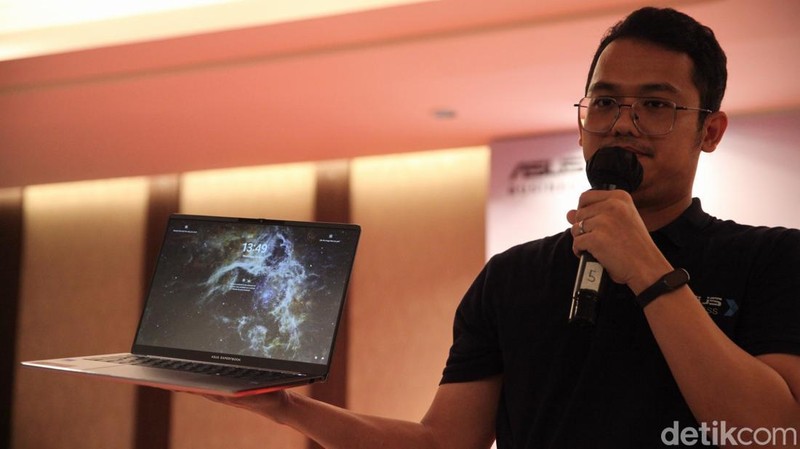 Asus Indonesia menjawab tantangan dunia bisnis modern yang dinamis dengan menghadirkan Asus ExpertBook P Series, lini laptop bisnis terbaru yang menggabungkan durabilitas kelas militer, kinerja berbasis AI mutakhir, dan perlindungan data tingkat enterprise.