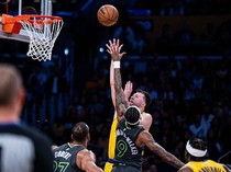 NBA: LeBron & Doncic Gagal Selamatkan Lakers yang Out di Playoff