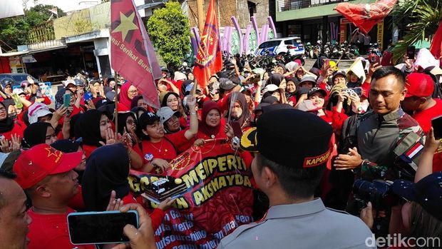 Aksi saat Hari Buruh di Garut.