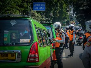 Operasi Penertiban Angkot di Bogor, 12 Kendaraan Dikandangkan