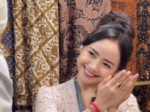 Ayu Puspa Tak Menyangka Konten Kim Seon Ho Smile Challenge Bakal Viral
