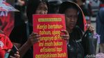 Demo di Depan DPR Dimulai, Tolak Solusi Palsu Pemerintah