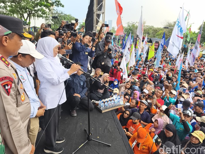 hari buruh surabaya
