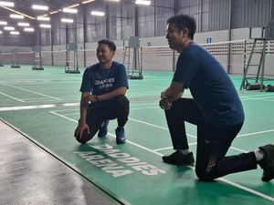 Hendra/Ahsan Buka Bisnis Lapangan Bulutangkis Daddies Arena