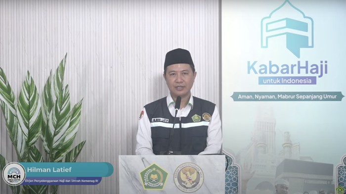 Dirjen PHU Hilman Latief saat konferensi pers di Asrama Haji Pondok Gede, Jakarta Timur, Kamis (1/5/2025).