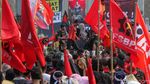 Konser di Atas Truk Goyang Massa Aksi May Day di DPR