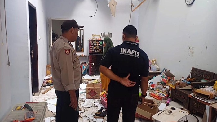 Sebuah tabung elpiji 12 kilogram meledak di dapur rumah warga di Kota Makassar, Sulawesi Selatan (Sulsel).