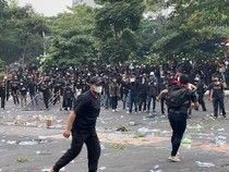 Polda Jateng Bubarkan Kelompok Berbaju Hitam Ganggu Aksi May Day di Semarang