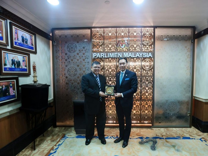MPR RI