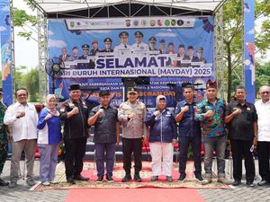 May Day di Riau Berjalan Damai, Diisi Syukuran hingga Tanam Pohon
