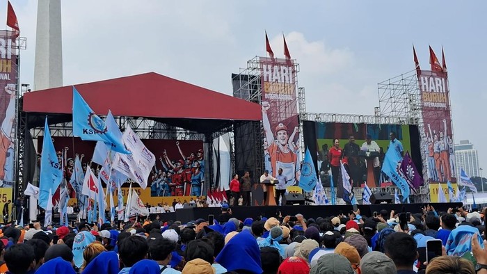 Presiden Prabowo Hadiri Aksi May Day di Monas