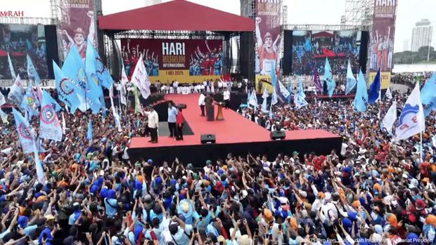 Presiden Prabowo Hadiri Peringatan Hari Buruh Internasional, Monas, 1 Mei 2025. (Tangkapan layar YouTube Setpres RI)