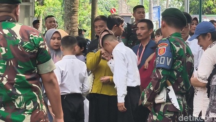 Puluhan Siswa Di Purwakarta Memiliki Catatan Ikuti Pembinaan Karakter Siswa Oleh TNI