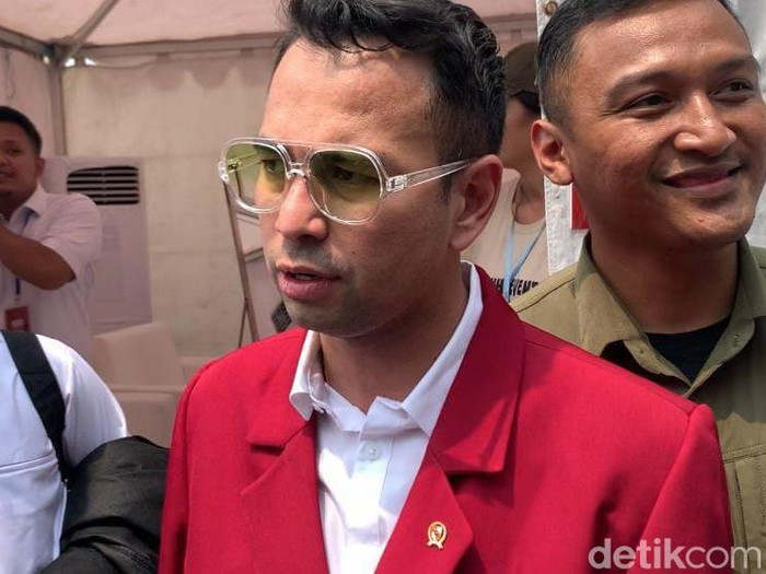 Raffi Ahmad usai menjadi pembawa acara peringatan May Day di Monas.